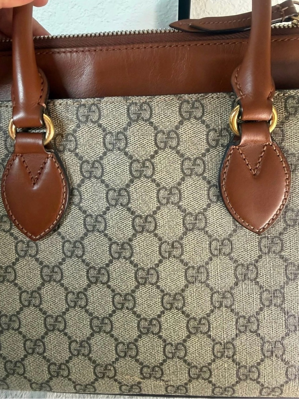 Gucci Supreme Zip Top Tote - Picture 16 of 16